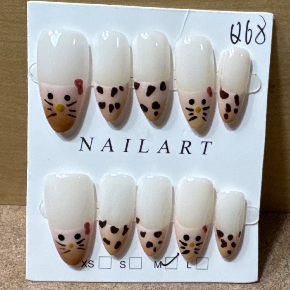Kitten‎ Animal Print Press On Nails Almond Shape Size Medium 10pc Set